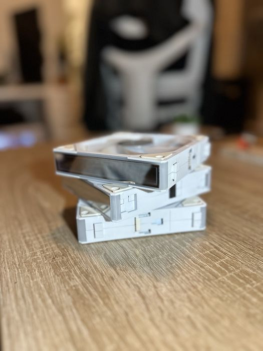 3× Ventilatoare TEUCER JM1 Infinity Reverse Blade – 120mm ARGB PWM – White
