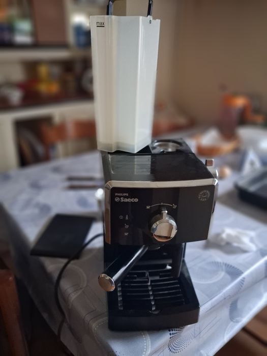 Expresor Philips saeco hd8323 defect