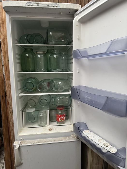 Холодильник БИРЮСА