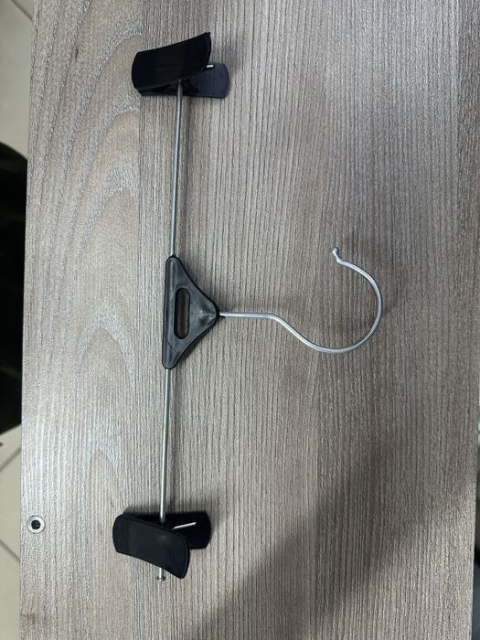 Продам вешалки в отличном состоянии