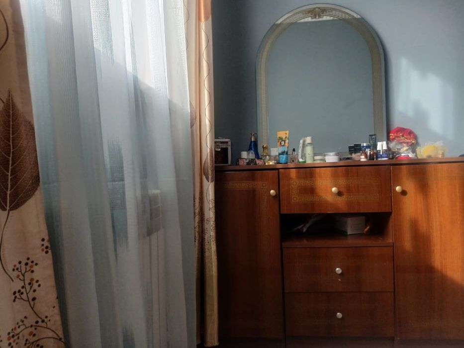 Продам шкаф и комод вместе 40000