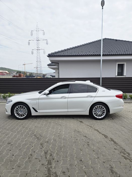 BMW 5 Series 2018 — imagine 3