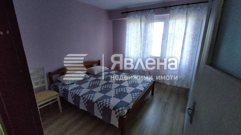 Продава се Двустаен апартамент в Бургас, Изгрев - 61 кв.м за 1886 €/кв.м - Снимка #1