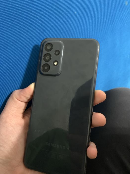 Продам Самсунг А23 в идеяльном состояний .