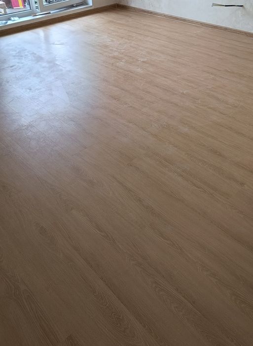 Укладка ламинат, кварцвенил.