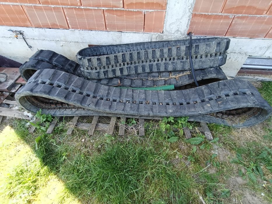 Șenile miniexcavator