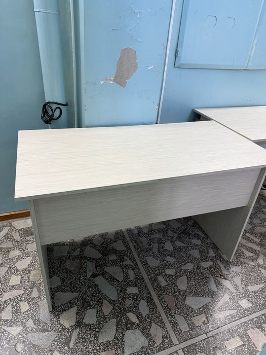 Парта продам почти новый