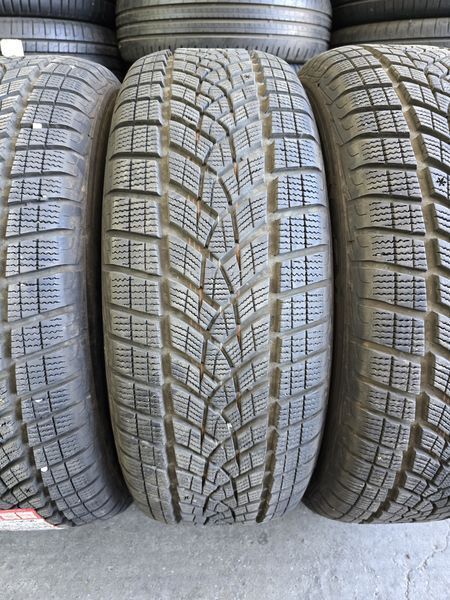 235/60/18 GOODYEAR 4бр
