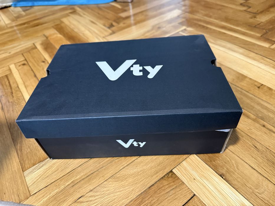 Черни Кецове Vty