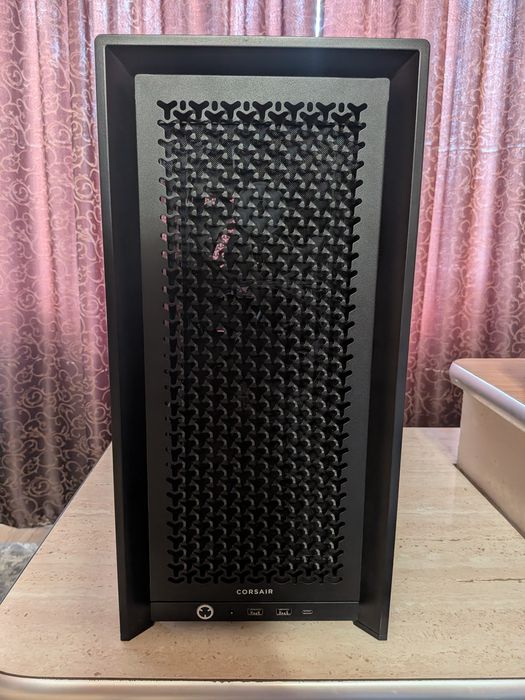 Vând PC Gaming RTX 5060 Ryzen 5 7600x