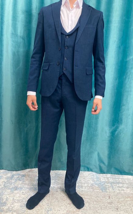 Продам костьюм шалбар