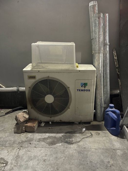 Агрегат витрина холодилникка