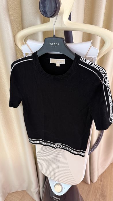 Костюми Hugo boss, Sandro, Michael cors, pangaia, Chanel