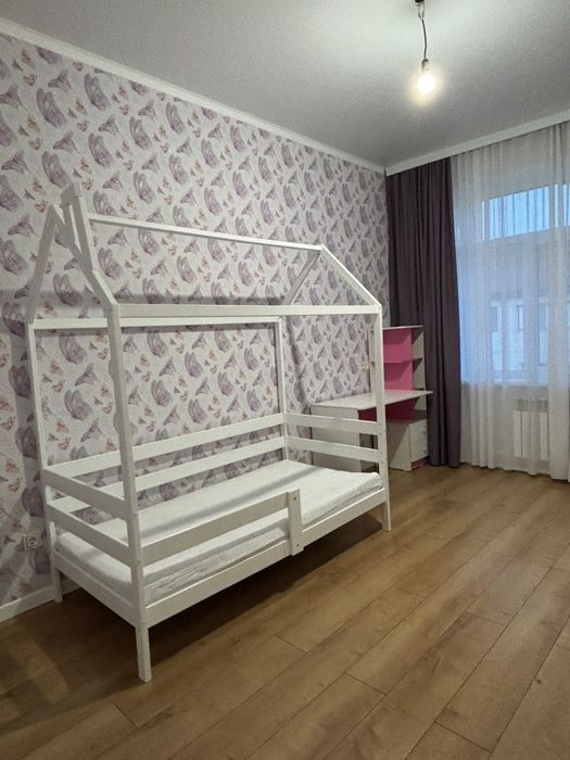 Продаю детский кровать 10000