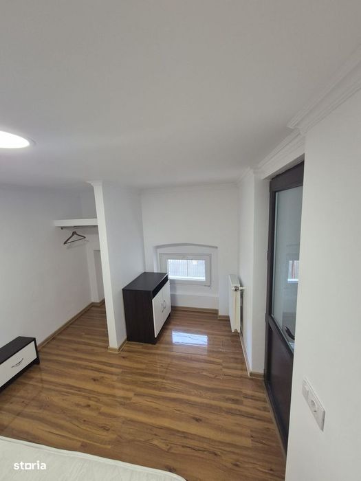 Apartament 3 camere, zona ultracentrala, mobilat, parter