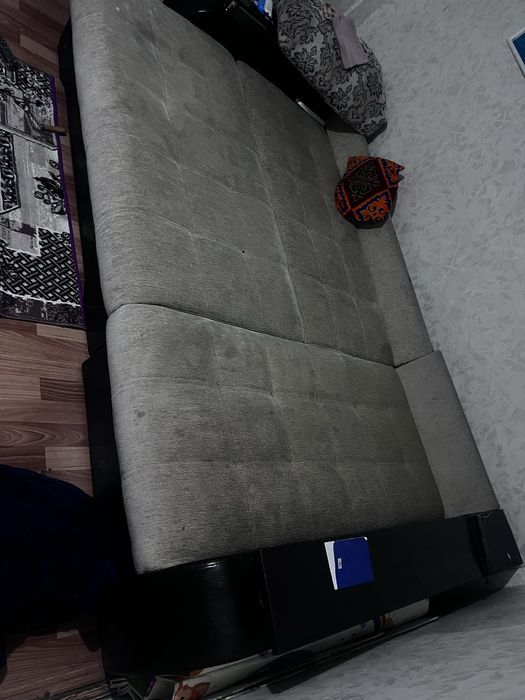 Диван большой угловой