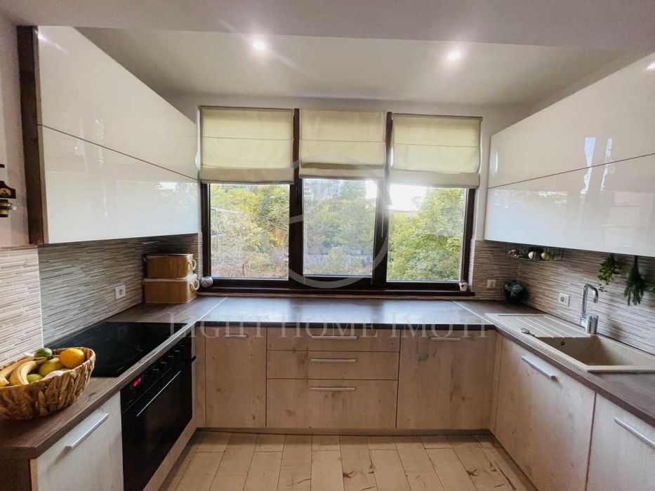 Продава се Четиристаен апартамент в Пловдив, Тракия - 86 кв.м за 2000 €/кв.м - Снимка #2