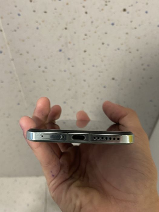 Xiaomi 14 pro iphone 11