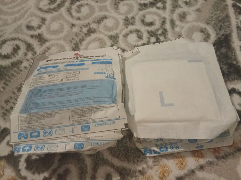 Продам нетриловые перчатки.