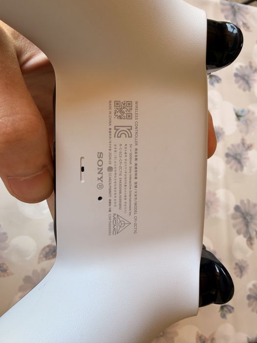 PS5 Slim 1TB (ideal holatda)