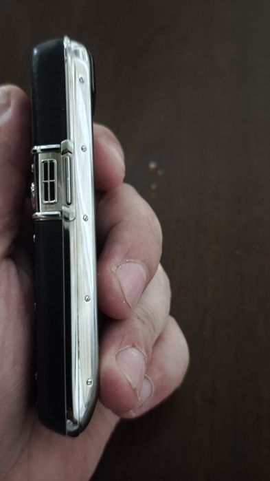 Vertu original состояние около идеал не пожалеете есть коробки телефон