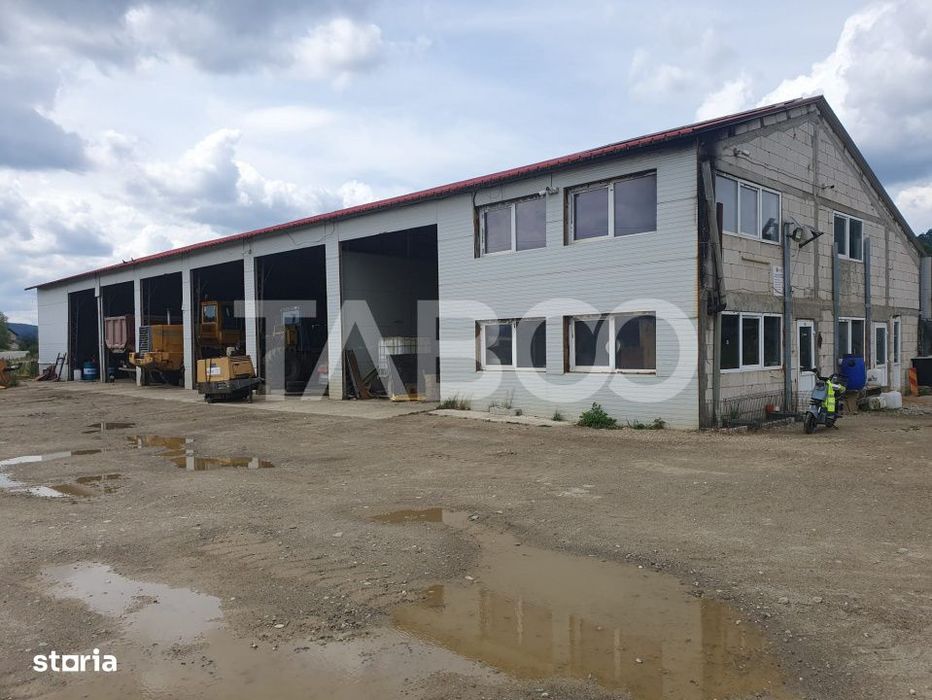Teren si hala 42.000 mp + zona administrativa la 7 minute de Fagaras