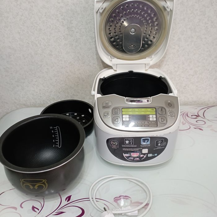 Мультиварка Tefal.