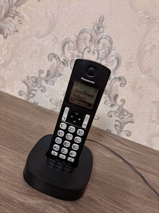 Радиотелефон Panasonic KX-TCD310 в хорошем состоянии