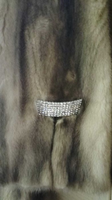 Продам шубу норковую