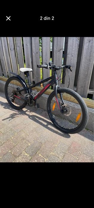 Vând bicicletă merida roti pe 24