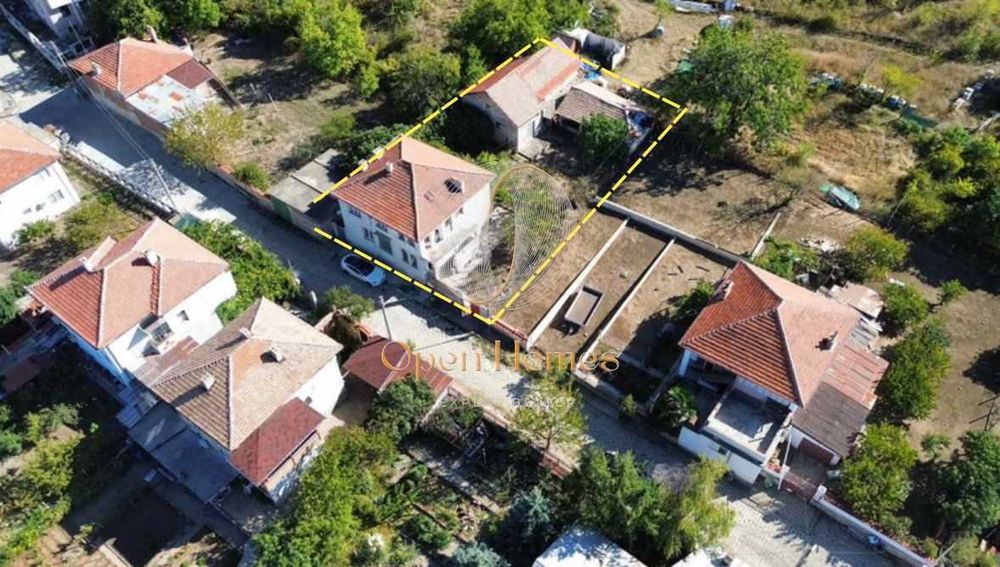 Продава се Къща в Перущица - 179 кв.м за 527 €/кв.м - Снимка #2