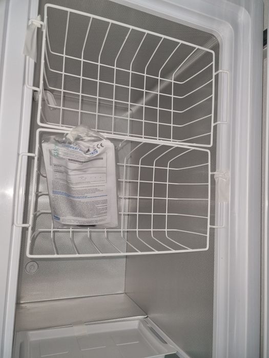 Lada frigorifica beko nou 284 litrii!