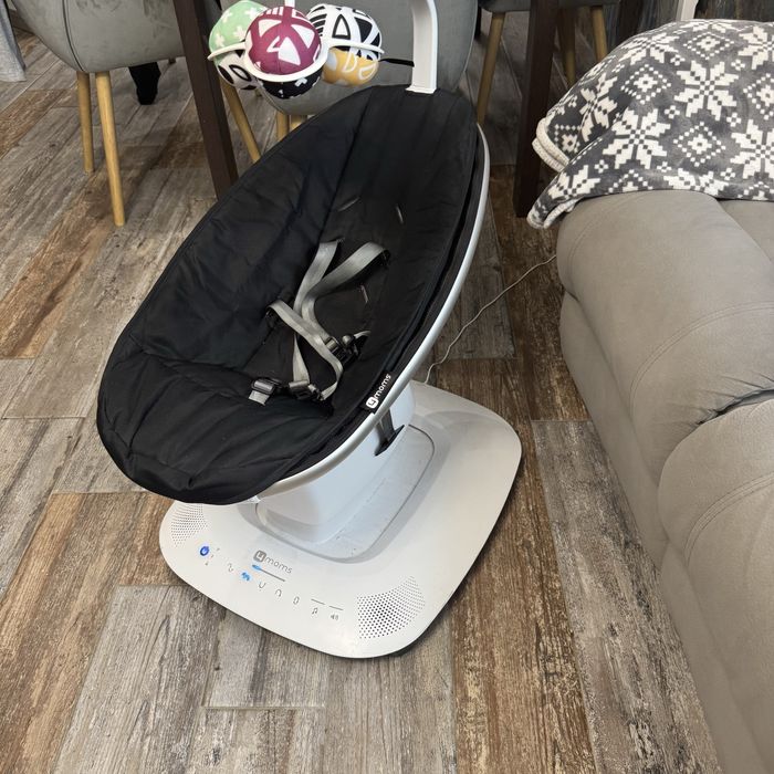 4moms mamaroo  5