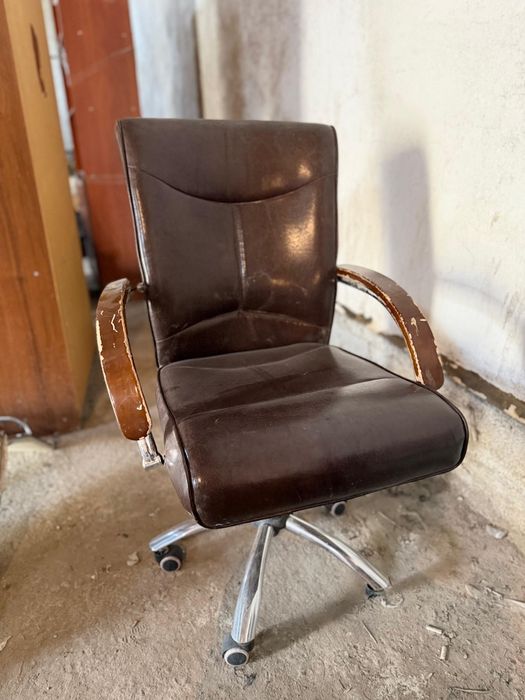 кресло бу 15000тенге