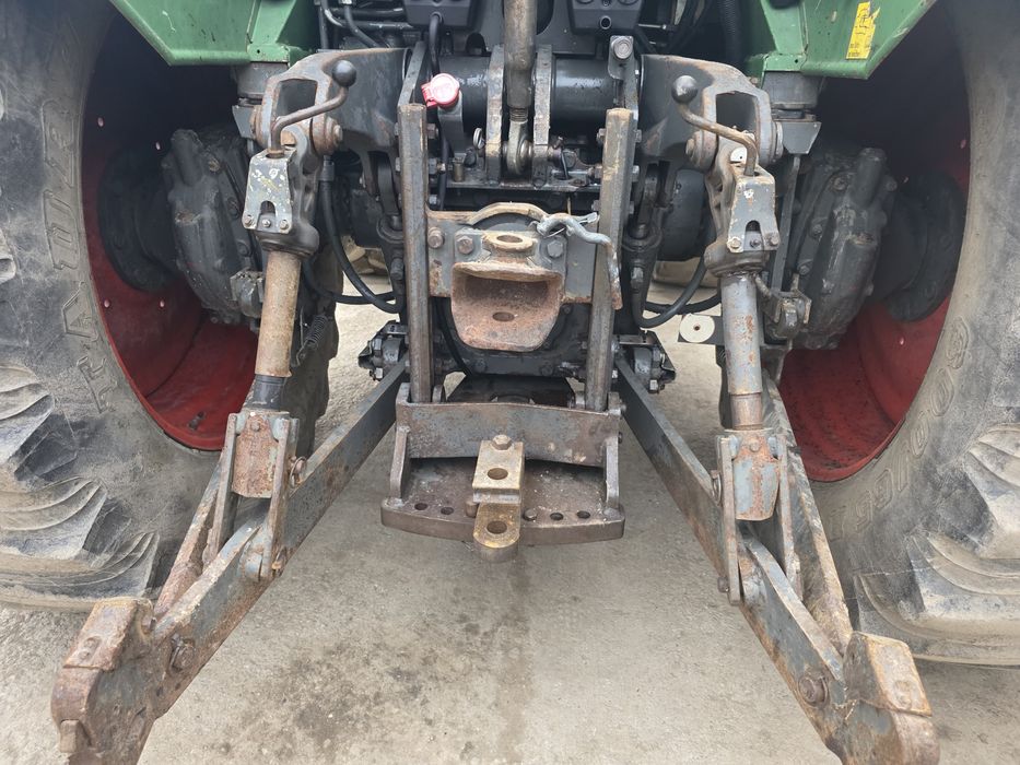 Tractor agrico cu incarcator Frontal Fendt 511 Favorit