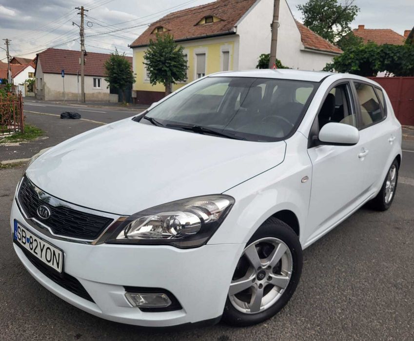 KIA Ceed 2012