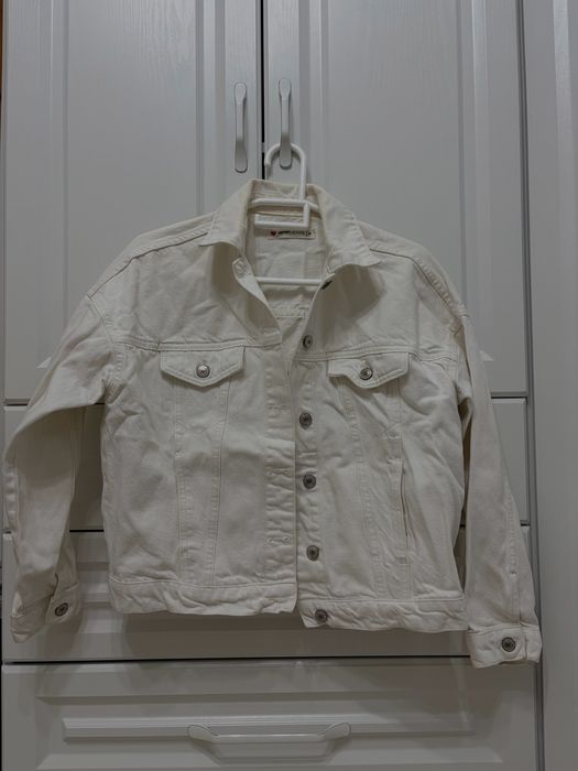 Продаю одежду за 2000