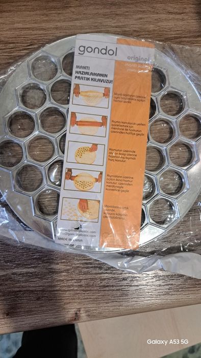 Продам пельменницу новая