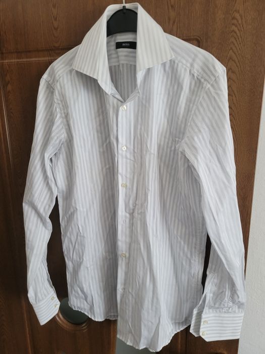 Hugo Boss,camasa  nouă