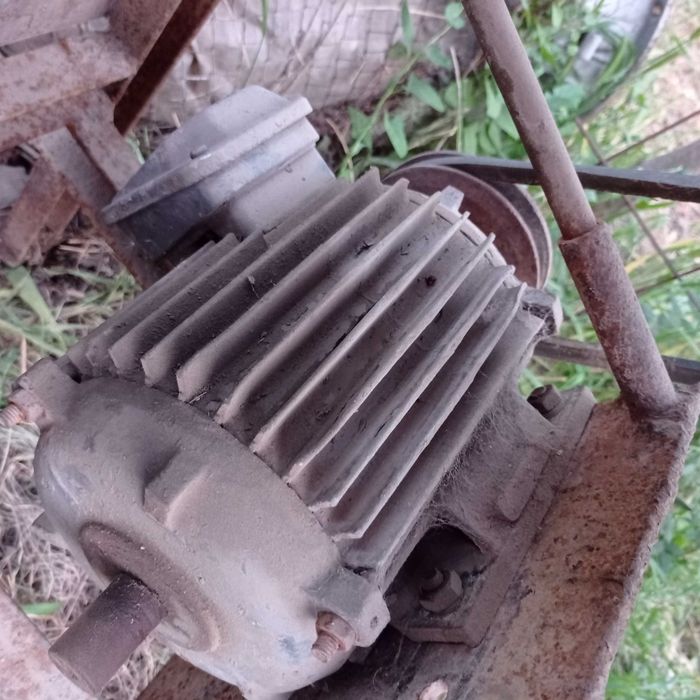 Циркулярный станок на 220-380 вольт