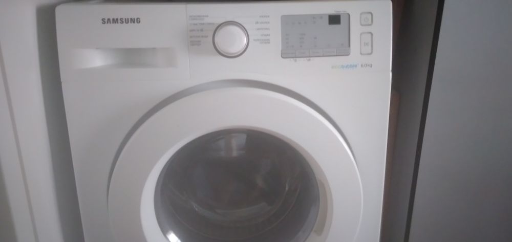 Продаю Samsung 6кг