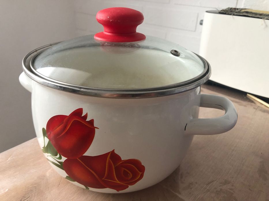 Продается кастрюлька.