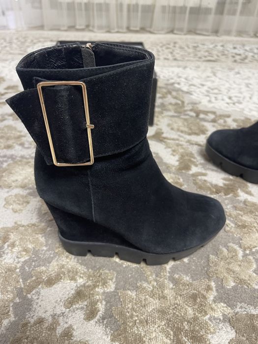 Полусапожки женские