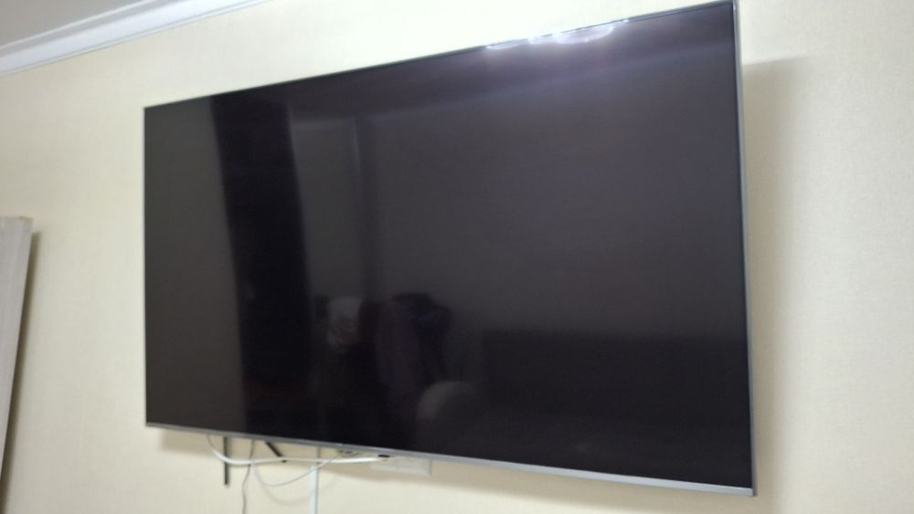 Телевизор продам LG