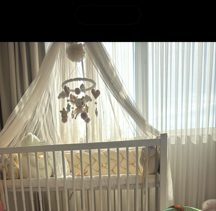 Балдахин със стойка обръч