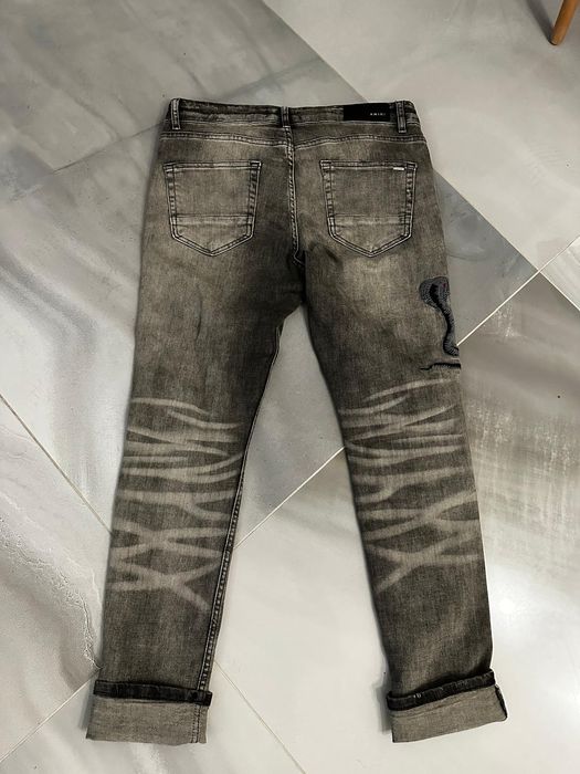 Blugi Amiri model nou