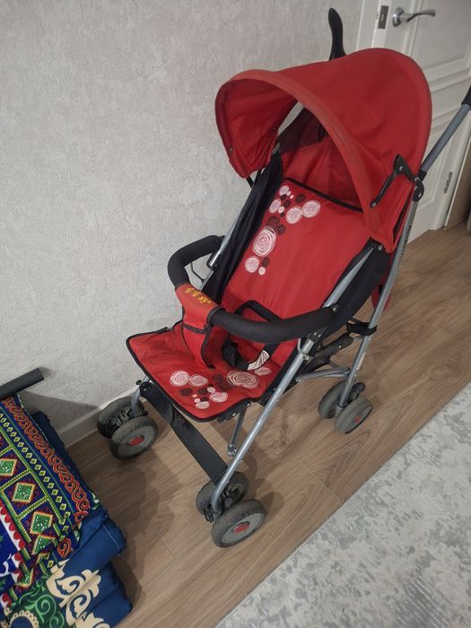 Продам коляску детскую летнюю,цена7тыс