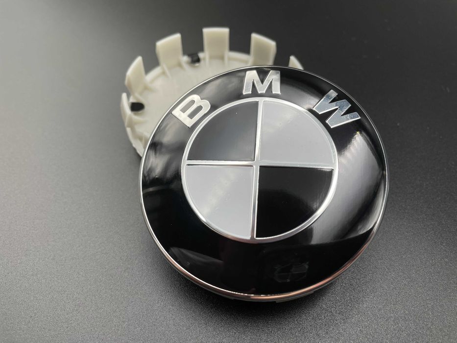 Set 4 capace embleme roti janta aliaj 68mm compatibil BMW albastru / alb /  negru