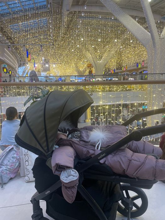 Продам коляску 2 в 1