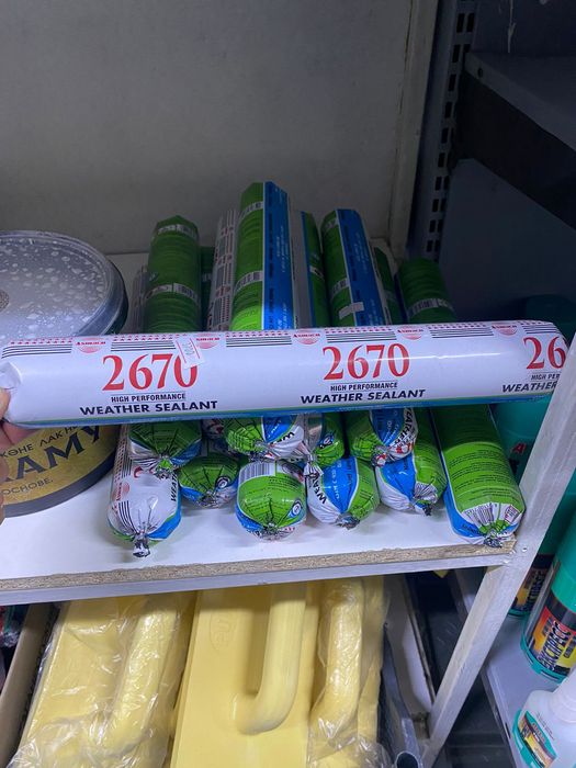 Продам герметик, черный цвет.